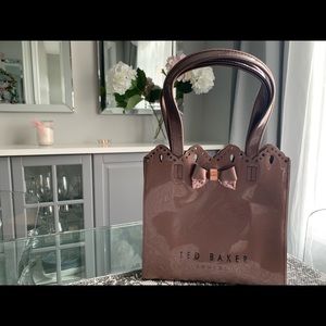 NWOT Ted Baker shopper bag in rose gold